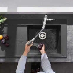 Hansgrohe Metris M71 Single Lever Kitchen Mixer Tap 220 With Pull-Out Spray & Sbox 2 Spray Modes - Chrome - 73800000 8 Hansgrohe Metris M71 Single Lever Kitchen Mixer Tap 220 With Pull-Out Spray & Sbox 2 Spray Modes - Chrome - 73800000 -Kitchen Shop h a hansgrohe 73800000 lifestyle