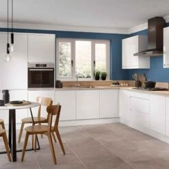 Kitchen Kit Rigid J-Pull 500mm Wall Cabinet - Super Gloss - White - Pre-Assembled - RKKJ0013 -Kitchen Shop k i kitchen kit rkkj0013 lifestyle